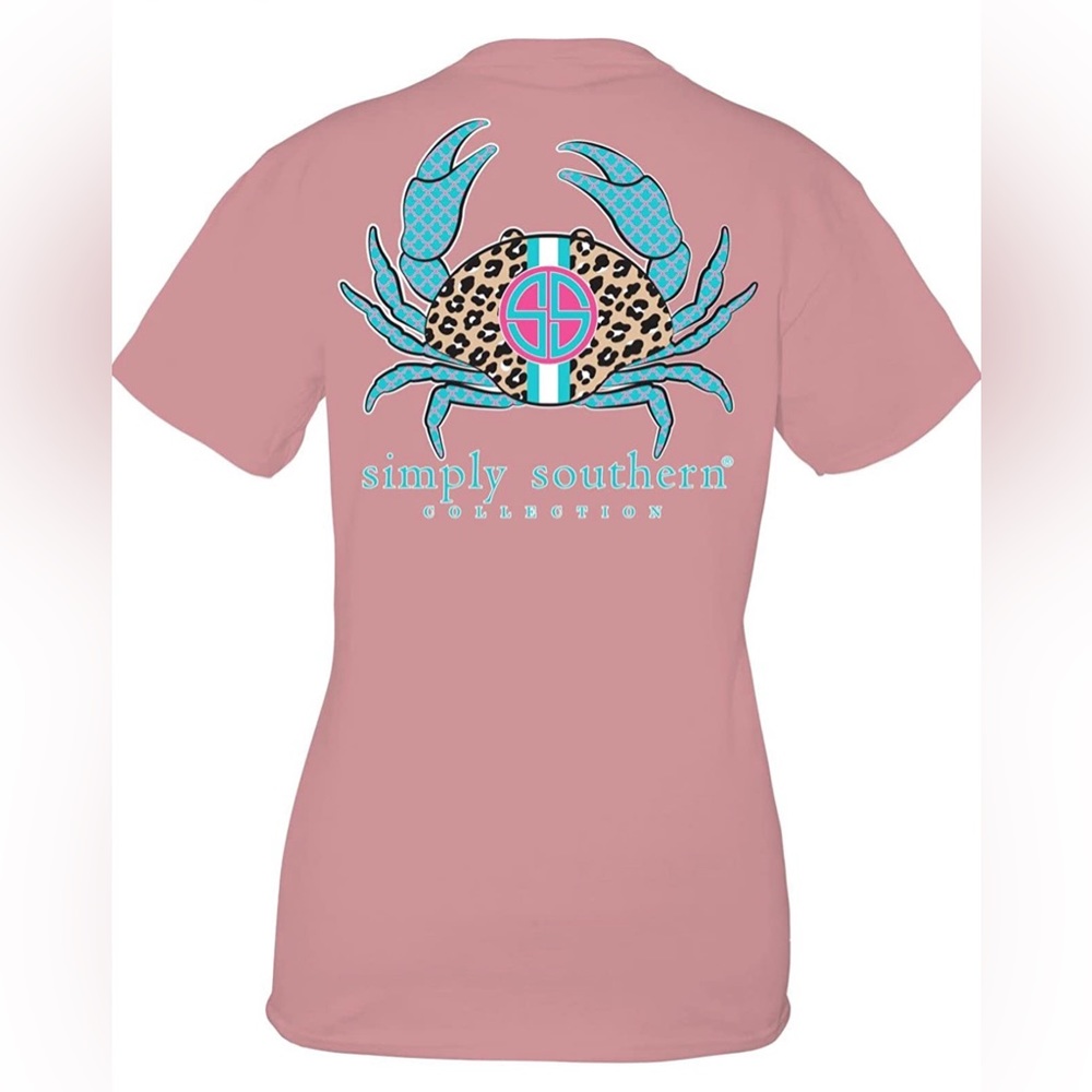 Simply Southern Pink T Shirt XL LIKE NEW Cheetah Crab with Pink and Blue Details